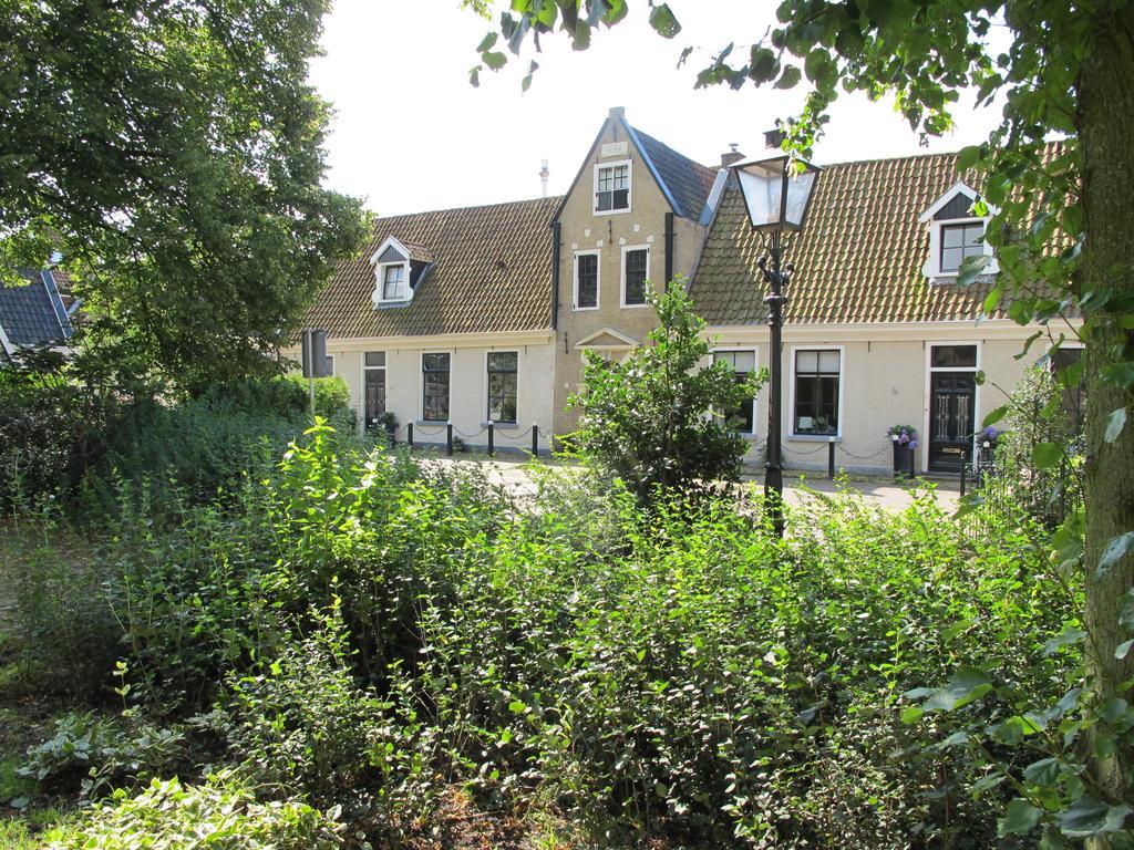 De Thuiskamer In Grou Als B&B Of Vakantiehuis Ngoại thất bức ảnh